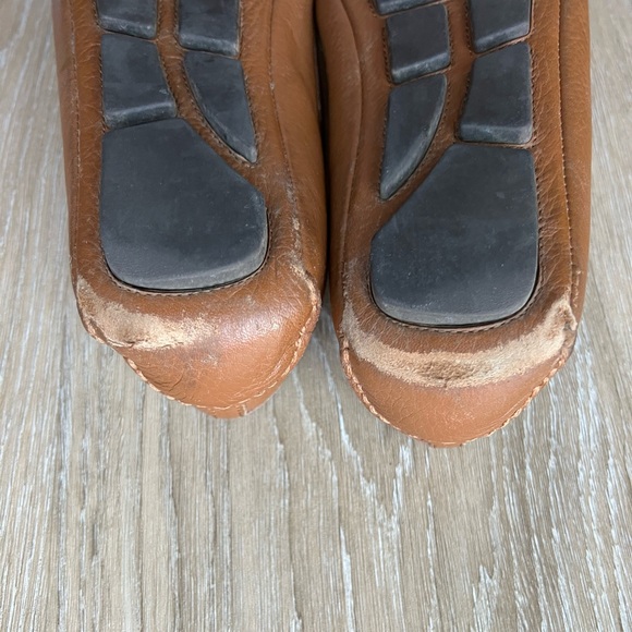 Michael Kors Tan Flats Size 8 - Picture 5 of 6